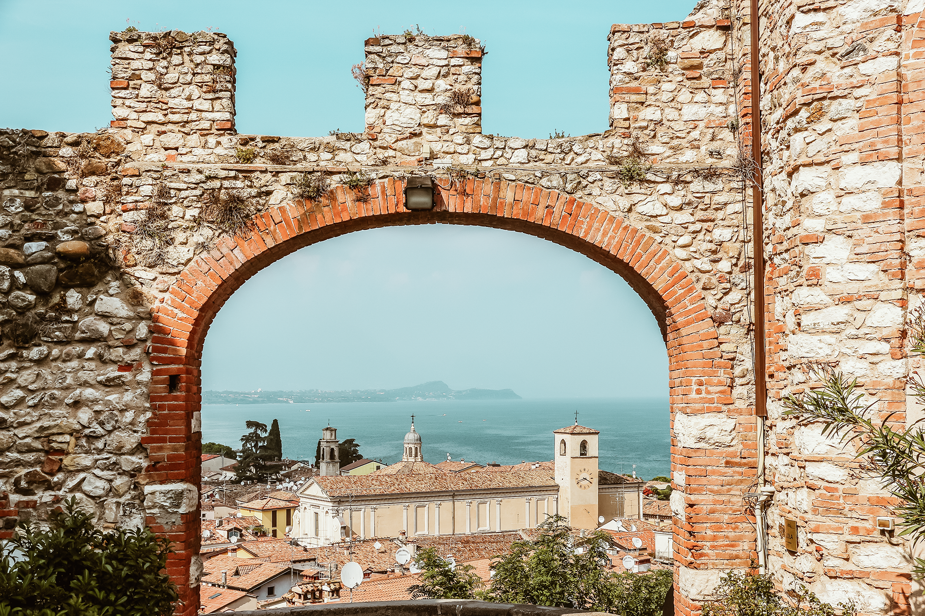 È ora di fare un bel tuffo: ecco le migliori città di lago europee