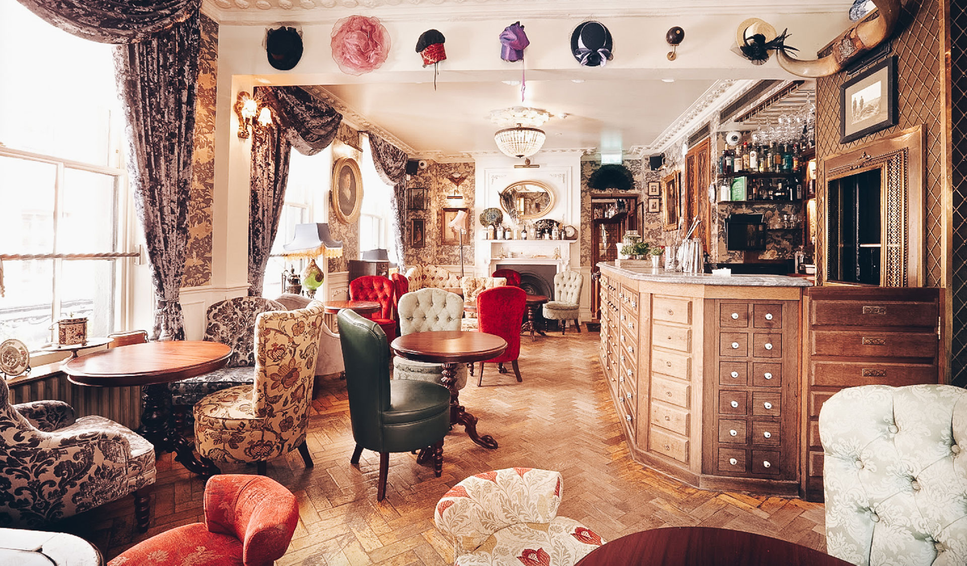 Tè per tutti i gusti: le migliori location per il tè delle cinque a Londra