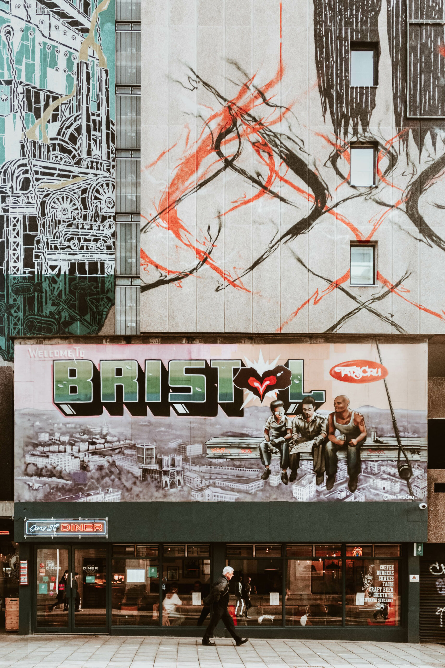 Risparmiare: le migliori città britanniche per lo shopping di seconda mano